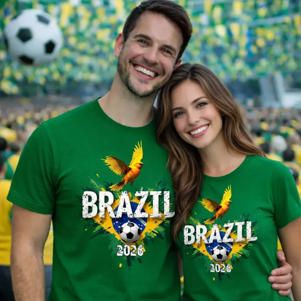Kit Casal Torcedor Copa 2026  - 2 Camisetas Oficiais com Design Comemorativo “Brasil Hexa”
